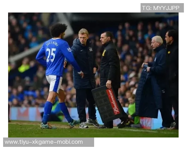 埃弗拉回忆莫耶斯执教时期自感表现糟糕并批评当代球员软弱 埃弗拉回忆莫耶斯执教时期自感表现糟糕并批评当代球员软弱